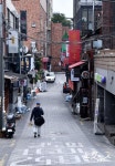 한산한 이태원 거리