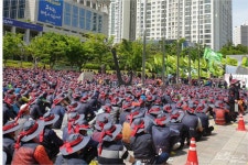 마스크 쓰고 총파업 결의 멈춰버린 부산·경남 레미콘 1,500대(종합)