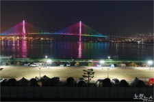 부산항 북항 바다가 보이는 힐링야영장 재개장