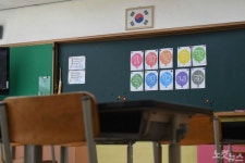 서울 은평구 초등생 아빠·아들 확진에…개교도 연기(종합)