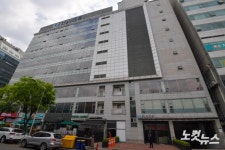 1천600명 근무하는 부천 유베이스 콜센터 건물서 확진