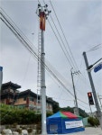 경산 택시 운전기사, 높이 24m 조명탑 올라 고공농성
