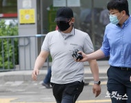 오정모범운전자회 자판기 | 특수폭행(고의사고) 택시기사 최모씨, 영장실질심사