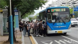 창원 시내버스 멈춰선다…버스노조 30일 파업 결의
