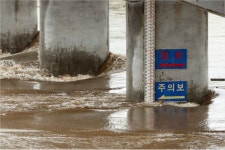평택 안성천 군문교 수위 상승… 오후 3시 홍수주의보