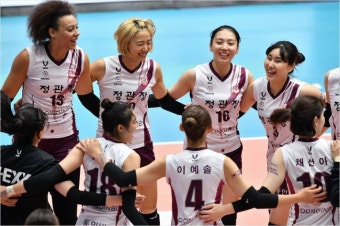 ‘고의정 반짝’ 인삼공사, 도로공사 꺾고 컵대회 2연승