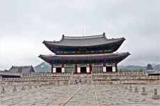 경복궁 근정전은 겨우 33억, 숭례문은 250억