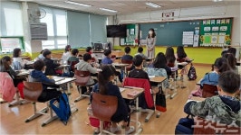 경남 대부분 학교 전체 등교…시차등교·급식소 개인칸막이
