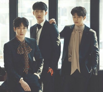 4인조→3인조 씨엔블루, FNC 재계약 마쳐…연내 컴백