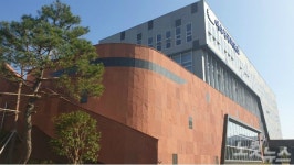 여수상의 회관 신축, 회장 소유 골프장 설계·조경 업체가 맡아 파장