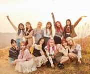 컴백 아이즈원, 트랙 리스트 공개…타이틀곡은 파노라마