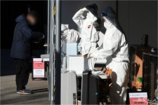 코로나19 급증, 日 의료 제공 부족 시작됐다