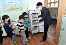 부산 초등학교 1학년 교실이 달라졌어요…편리한 복합공간으로 변신