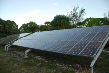 원룸 옥상 설치된 태양광 패널 화재…인명피해 없어