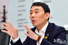 김용민 