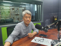 탈원전 시대, 맞이할 준비 돼 있다 VS 시기상조다