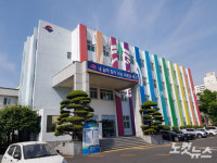 멀쩡한 초등학교를 신청사 부지로 정한 부산 북구청