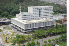 낙뢰 여파 창원 파티마병원 정전…1시간 15분만 복구