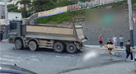 부산서 자전거 타던 50대 덤프트럭에 치여 숨져