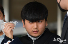 세 모녀 살해 김태현 1심 무기징역…유족들  사형 내려달라 절규