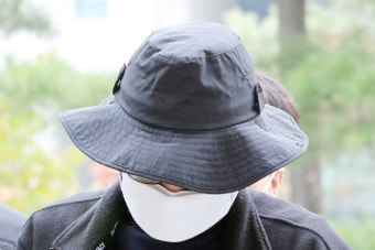 '피해자 두고 칼부림 현장 도망'…경찰관 2명 대기발령