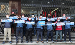 [영상]택배노조, CJ 대한통운 본사 기습 점거 시위 나서 대화 나서라