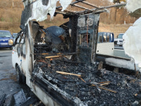 청주 자동차 매매단지 주차장 캠핑카서 불…태양광 설비 화재 추정