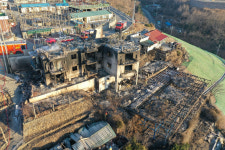 동해시장 잿더미 된 묵호마을 적막감 돌아…피해복구 총력