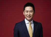 신동엽 코로나19 확진…방송계 빨간불