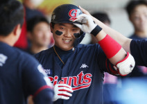 '타율·홈런 1위 위태' 롯데 한동희, 맹폭했던 삼성 상대로 부활할까