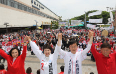 바이캠프안산지사 | "부동층 잡자" 마지막 주말…김동연‧김은혜, 열세지역 총력전