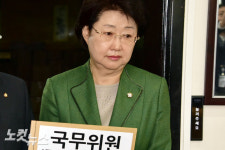 [단독]김승희, 셀프 혜택 소각장 법안 발의…입법권 사유화 논란
