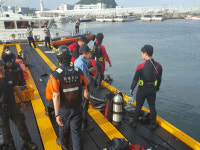 부산 하리항서 차에 치인 뒤 물에 빠진 60대 실종…해경 수색 중