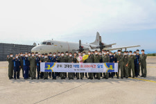 해군 해상초계기 기관조작사 김대성 준위, 8천시간 무사고 비행