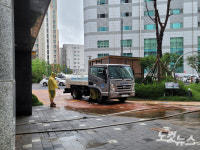 [르포]단전단수에 車 둥둥…14층 주민도 이재민 됐다[영상]