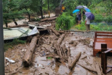 횡성 청일면서 산사태…5가구·주민 7명 고립