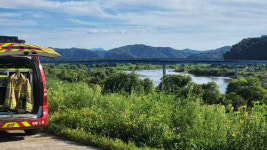 충북 영동 하천서 남성 숨진채 발견…경찰 수사