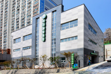우여곡절 끝 개장한 부산 사상구 구립목욕탕 불에 타