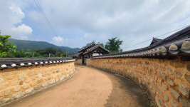 단풍 명상 터널과 금강의 낙조가 어우러지는  익산 함라산 둘레길[전라북도 천리길]