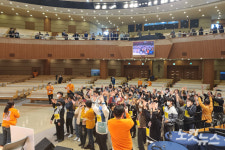 수어로 진행한 성경 퀴즈 대회 전국 농인 성경 골든벨