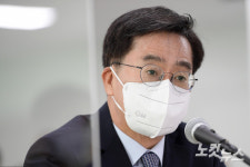 김은혜 남편 논평 고발된 김동연, 선거법 위반 무혐의