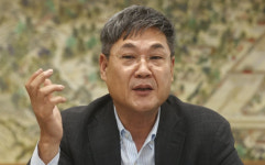 [단독]정문헌 종로구청장, 측근 관련 업체에 '예산 전용' 의혹