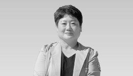 30여 년간 섬마을 지킨 이정옥 보건진료소장…김우중 의료인상 수상