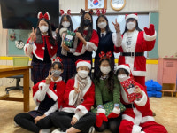 경주 서라벌여중 늘보자원봉사단 몰래산타 봉사활동 펼쳐