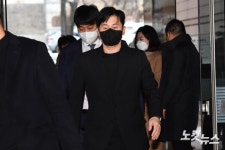 보복 협박 양현석, 1심 선고공판 출석