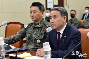 답변하는 이종섭 국방부 장관