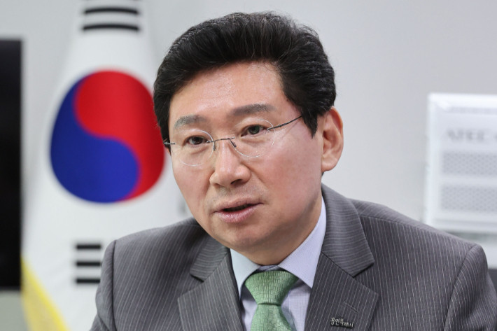 이상일 용인시장, 광주 정치권의 용인 첨단시스템반도체 국가산단 전공정 팹 이전 논의 강력 반발…정부의 명확한 입장 표명 촉구