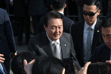 하락하는 지지율에 尹 취임후 첫 전남행에 수산인 날까지