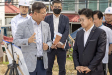 최충규 대덕구청장, 중리근린공원 복합문화센터 현장 점검