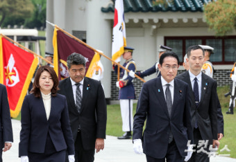 [속보]기시다, 용산 대통령실 도착…공식 환영식 후 한일정상회담